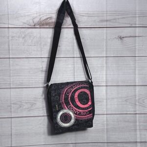 Robin Ruth Orlando Messenger Bag Black Denim Red Crossbody Souvenir Travel Bag